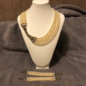 NIB HEIDI DAUS Pearl necklace w/ two add. links